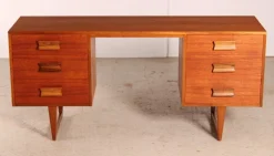 Pamono Mid-Century Teak Dressing Table or Desk with Carved Rosewood Handles, 1960s> Dressing Tables