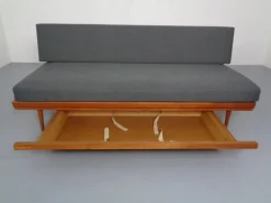Pamono Mid-Century Teak Sofa or Daybed by Walter Knoll for Knoll Antimott, Germany, 1950s><noscript><img width=