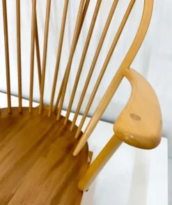Pamono Mid-Century Windsor Grandfather Rocking Chair in Wood attributed to Lucian Ercolani for Ercol, England, 1960s><noscript><img width=
