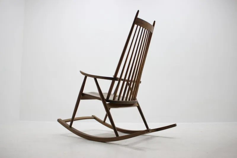Pamono Mid-Century Wooden Scandinavian Style Rocking Chair, 1960s> Rocking Chairs