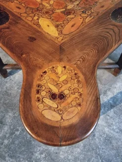 Pamono Mid-20th Century French Elm Marquetry Game Table with Intarsia Inlay and Round Corner Cutouts, 1950s><noscript><img width=