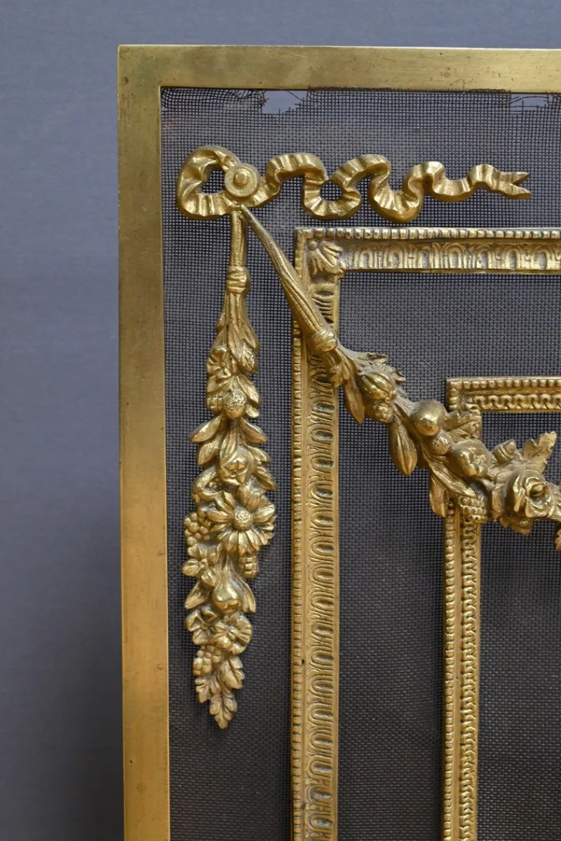 Hot Pamono Mid-19th Century Louis XVI Napoleon III Bronze Fireplace Screen