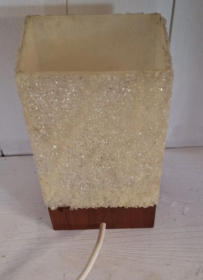 Pamono Minimalist Table Lamp with Teak Base and White Plastic Shade, 1970s> Table Lamps