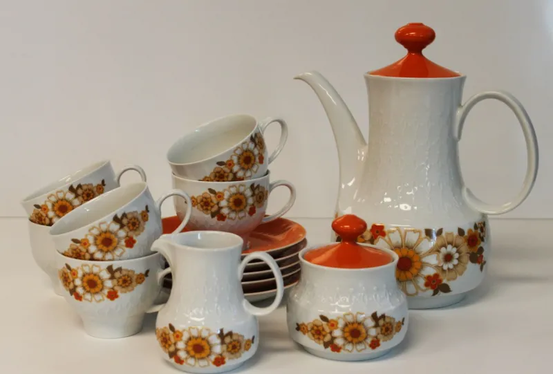 Pamono Mitterteich Porcelain Table and Tea Service, Germany, 1970s, Set of 28> Coffee & Tea Service