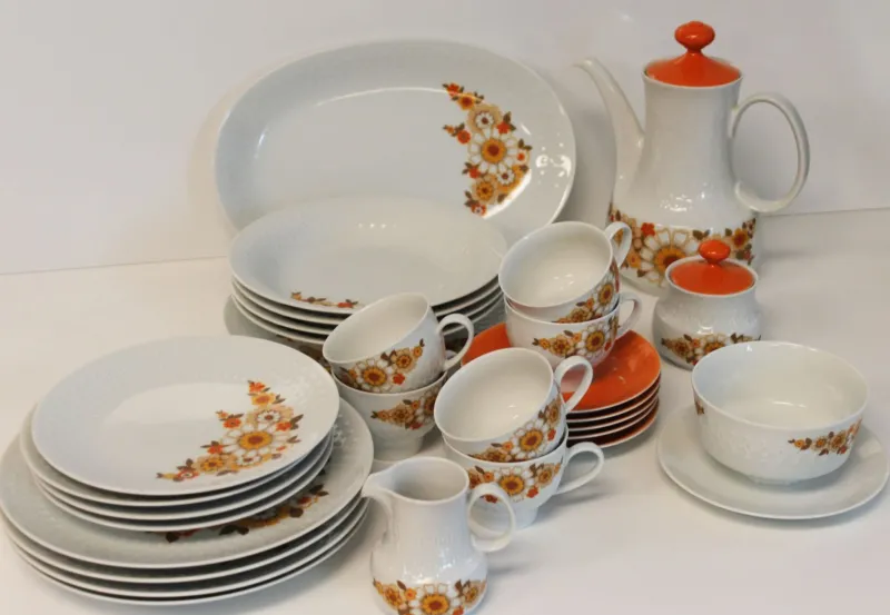 Pamono Mitterteich Porcelain Table and Tea Service, Germany, 1970s, Set of 28> Coffee & Tea Service