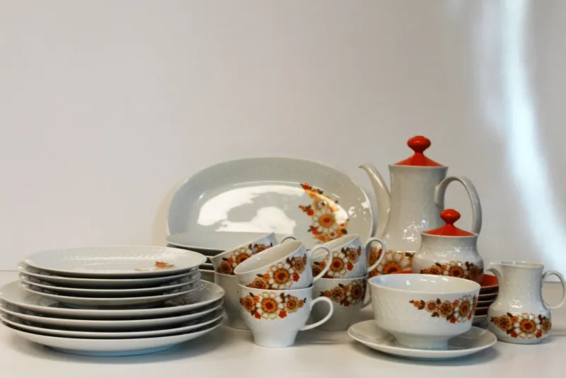 Pamono Mitterteich Porcelain Table and Tea Service, Germany, 1970s, Set of 28> Coffee & Tea Service