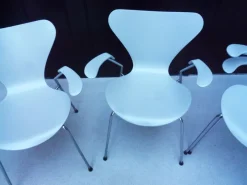 Discount Pamono Mod. 3207 Chair by Arne Jacobsen for Fritz Hansen, 1973