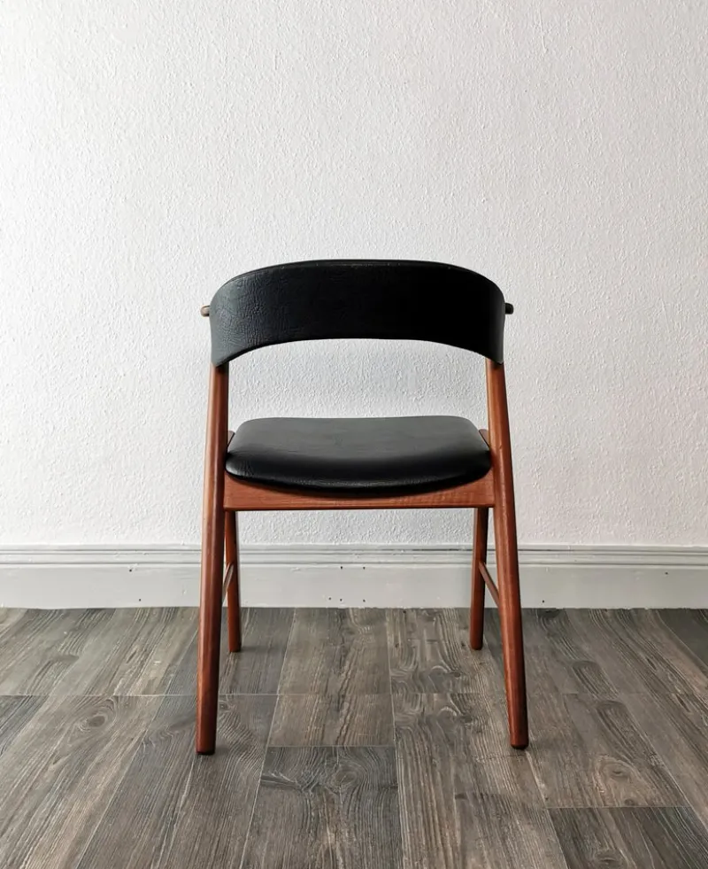 Sale Pamono Model 32 Armchair by Kai Kristiansen for KS Møbler, 1960s