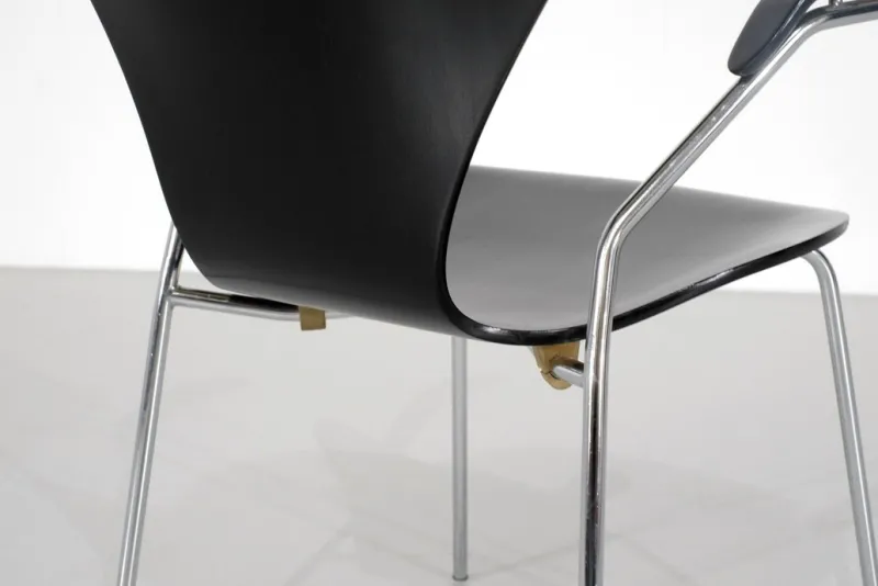 Clearance Pamono Model 3207 Chair by Arne Jacobsen for Fritz Hansen, Denmark, 1973