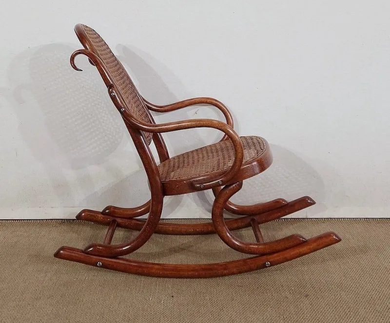 Best Pamono Model 12331 Childrens Rocking Chair in Beech by Michael Thonet for Thonet, 1910s