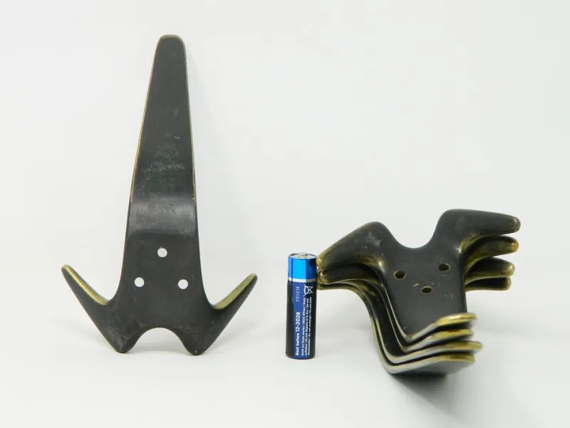 Pamono Model 4056 Coat Hooks by Carl Auböck for Werkstätte Carl Auböck, 1950s, Set of 5> Racks, Hooks & Valets