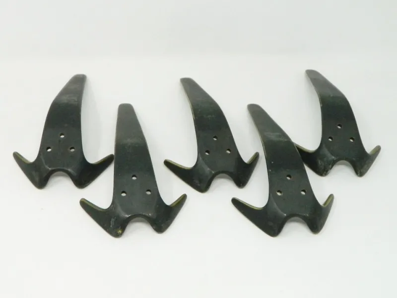 Pamono Model 4056 Coat Hooks by Carl Auböck for Werkstätte Carl Auböck, 1950s, Set of 5> Racks, Hooks & Valets