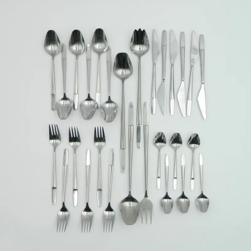 Pamono Model 2070 Cutlery for Six People in Stainless Steel by Helmut Alder for Amboss Austria, 1950s, Set of 28> Cutlery & Serving Utensils