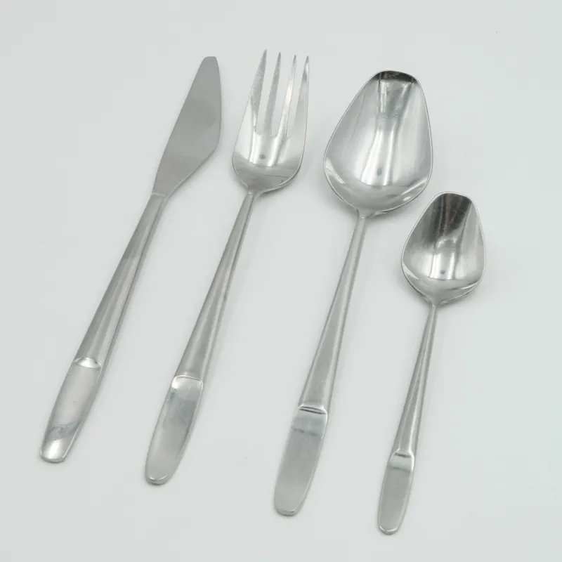Pamono Model 2070 Cutlery for Six People in Stainless Steel by Helmut Alder for Amboss Austria, 1950s, Set of 28> Cutlery & Serving Utensils