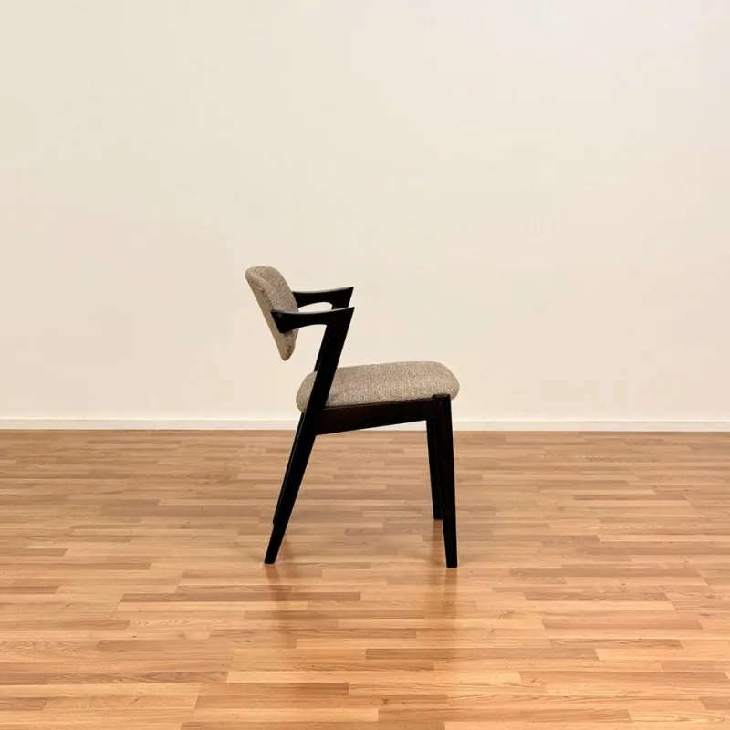 Pamono Model 42 Dining Chairs in Oak from Andersen Møbelfabrik, Denmark, 1950s-1960s, Set of 4> Side Chairs & Dining Chairs