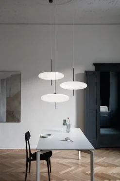 Sale Pamono Model 2065 Lamp with White Diffuser and Black Hardware by Gino Sarfatti