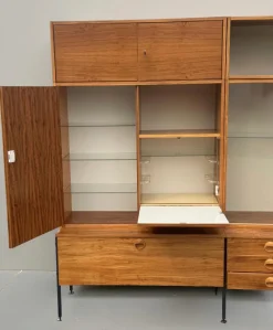 Outlet Pamono Model 430 Modular Wall System with Bar, Secretary and Display Cabinet in Walnut by Joachim Nebelung for Hellerau, 1973