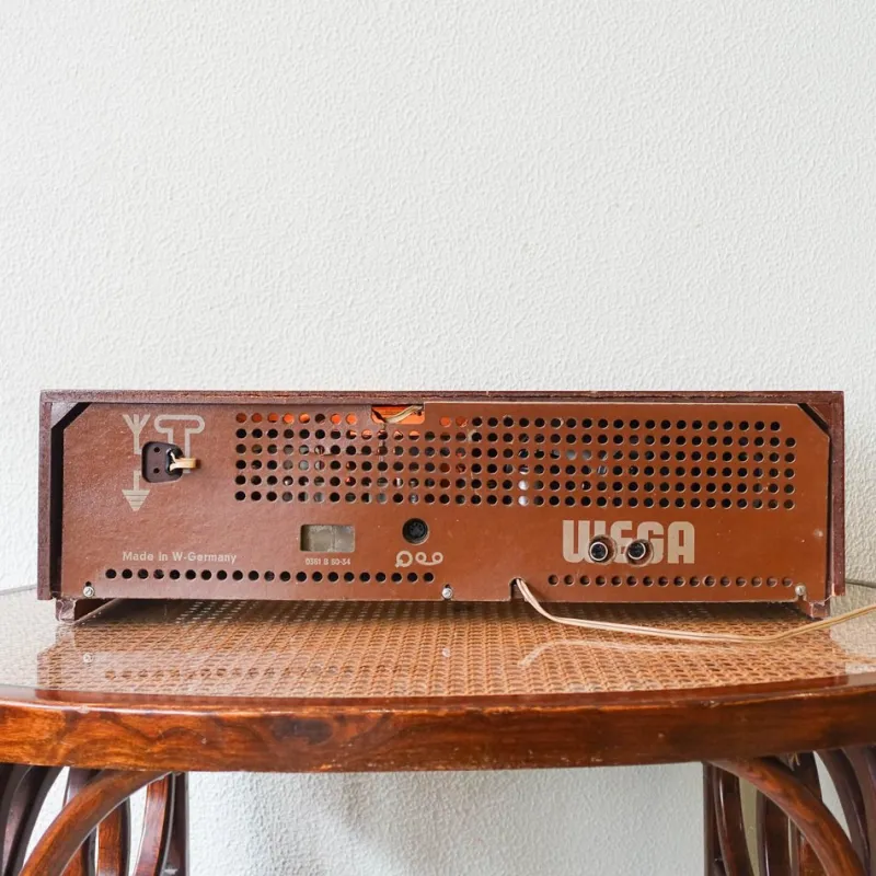 Pamono Model 135 Radio in Teak from Wega, 1960s> Electronics