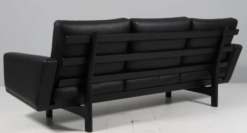 Discount Pamono Model 236/3 3-Seater Sofa in Black Leather and Black Oak attributed to Hans J. Wegner for Getama