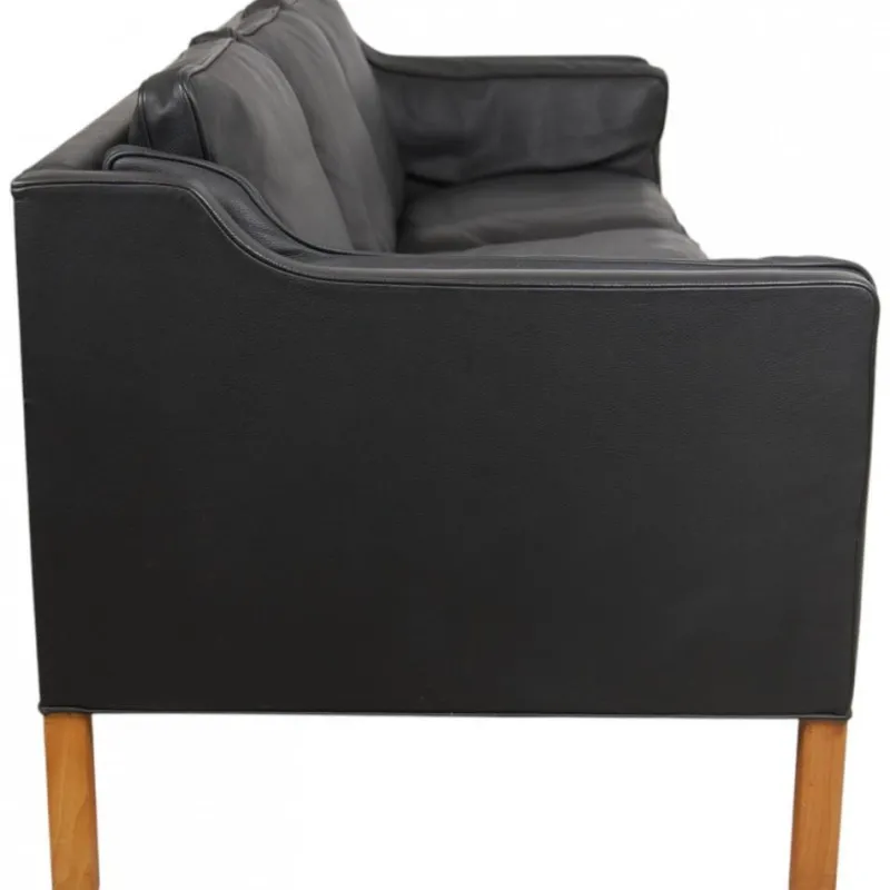 Pamono Model 2213 3-Seater Sofa in Black Leather by Børge Mogensen, 1980s> Couches & Sofas