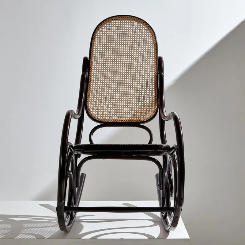 Pamono Model 825 Thonet Rocking Chair by Michael Thonet for Thonet, 1970s> Rocking Chairs
