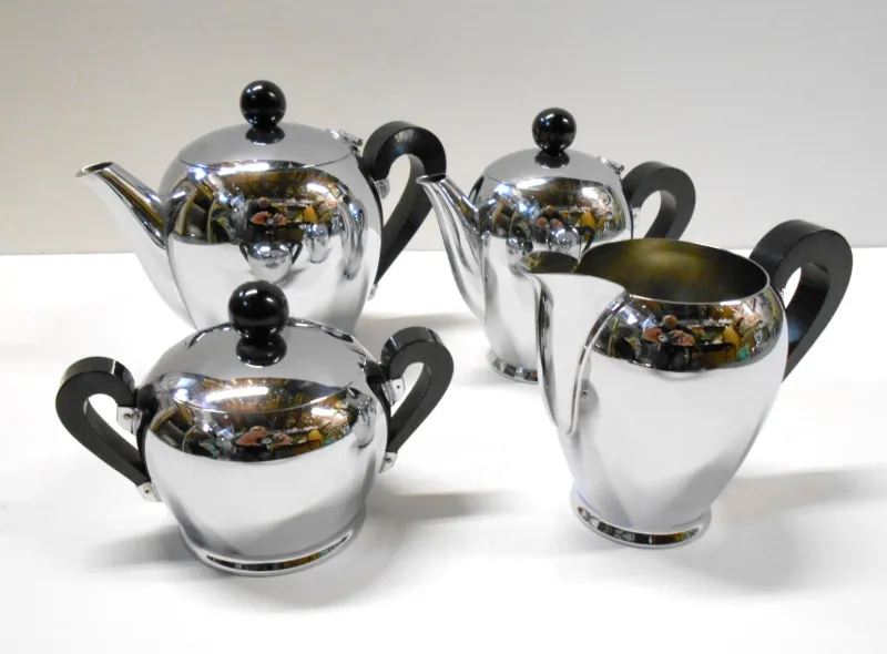 Pamono Model Bombè Coffee or Tea Service from Alessi, 1940s, Set of 5> Coffee & Tea Service