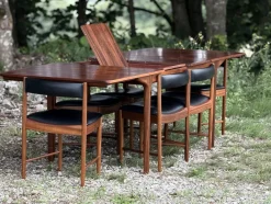 Pamono Model T3 Extendable Dining Table in Walnut by Tom Robertson for McIntosh, 1970s><noscript><img width=
