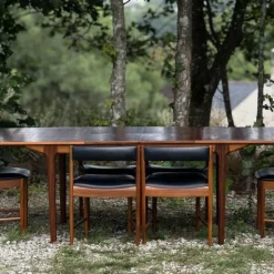 Outlet Pamono Model T3 Extending Dining Table in Walnut by Tom Robertson for McIntosh, 1970s