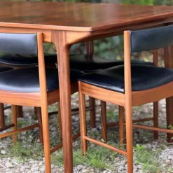Discount Pamono Model T3 Extending Dining Table in Walnut by Tom Robertson for McIntosh, 1970s
