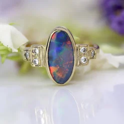 Outlet Pamono Modern Black Opal and Diamonds Geometric Ring in 18 Karat Yellow Gold