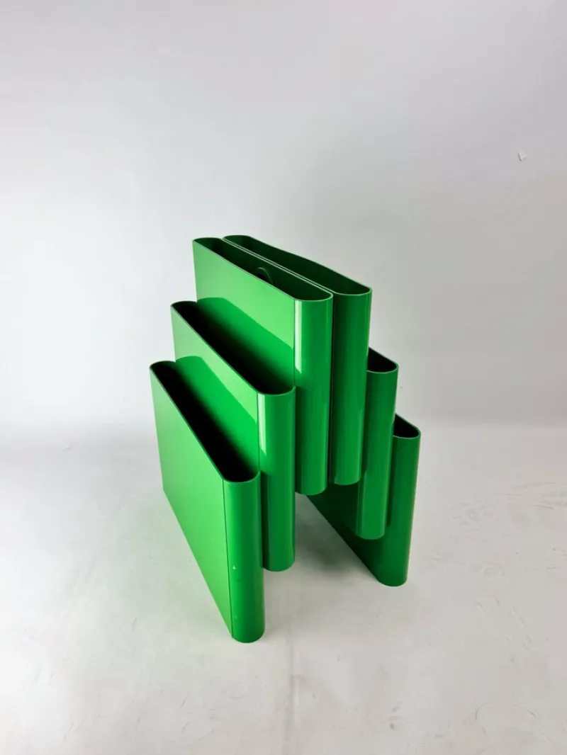 Pamono Modern Green Model 4675 Magazine Rack by Giotto Stoppino for Kartell, Italy, 1970s> Magazine Racks