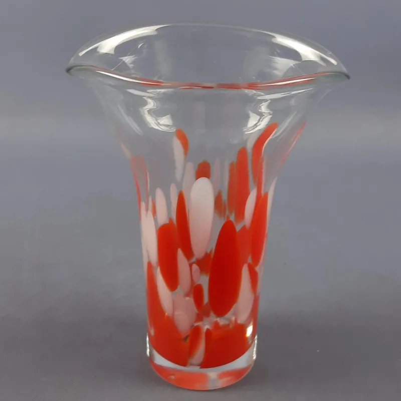Clearance Pamono Modern Red and White Spotted Murano Glass Vase, 1970s