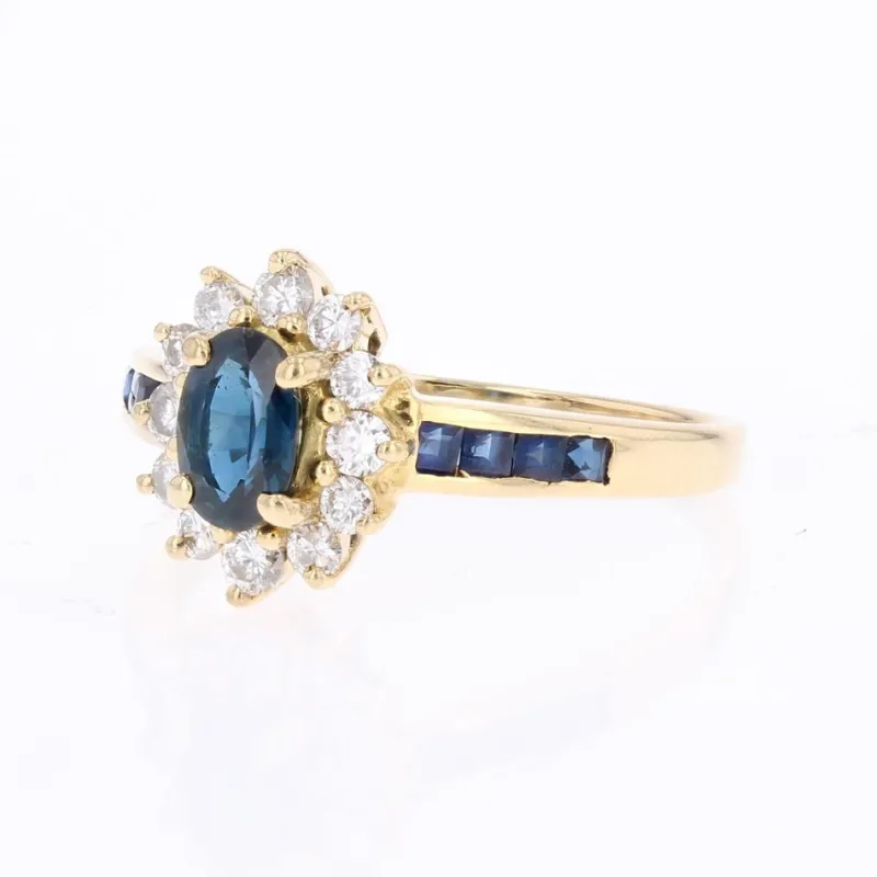 New Pamono Modern Sapphire and Diamonds Ring in 18 Karat Yellow Gold