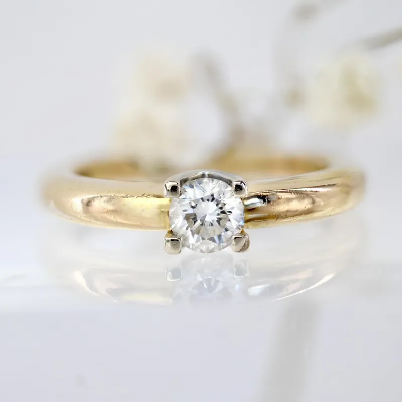 Online Pamono Modern Second-Hand Diamond 18 Karat Yellow Gold Solitaire Ring