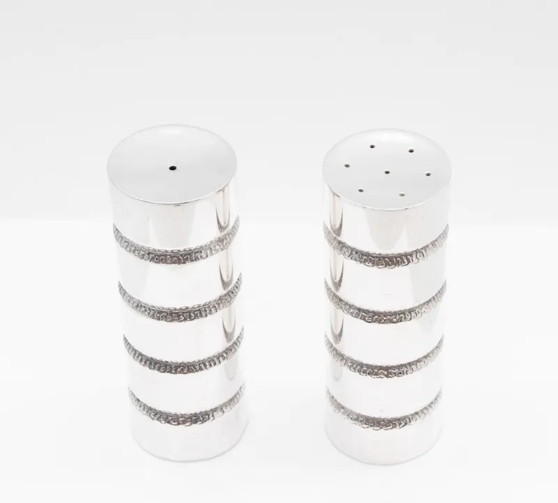 Pamono Modern Sterling Silver Salt and Pepper Pots by George E Grant, 1971, Set of 2> Salt & Pepper Shakers