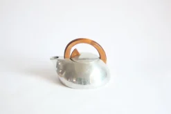 New Pamono Modern Streamline K3 Kettle by Jean Picquot for Burrage and Boyd Ltd, 1940s