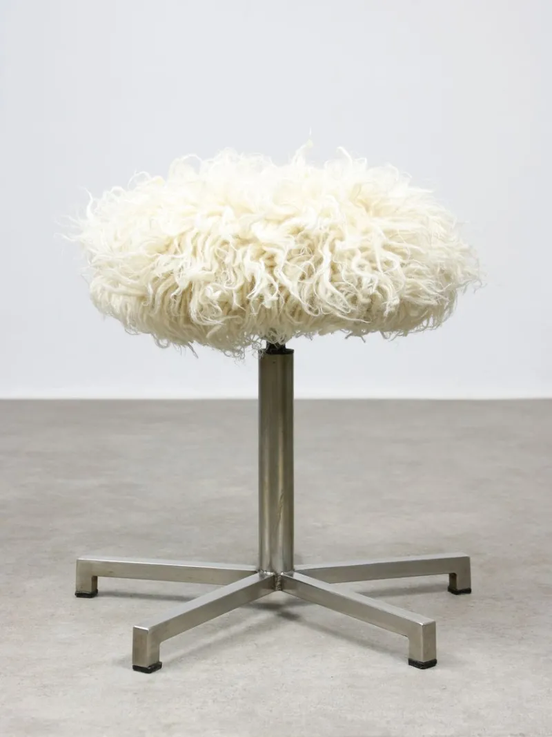 Pamono Modernist Bauhaus Swivel Stool in Chrome and Sheepskin, 1950s> Office Chairs