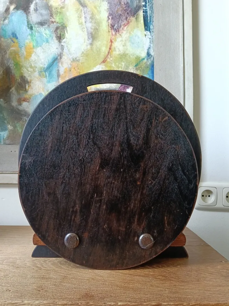 Sale Pamono Modernist Magazine Rack, 1920s