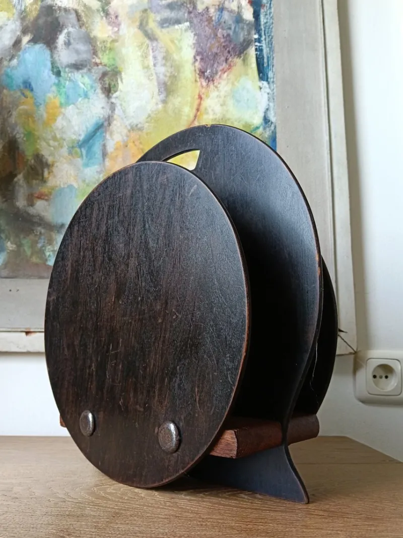 Sale Pamono Modernist Magazine Rack, 1920s