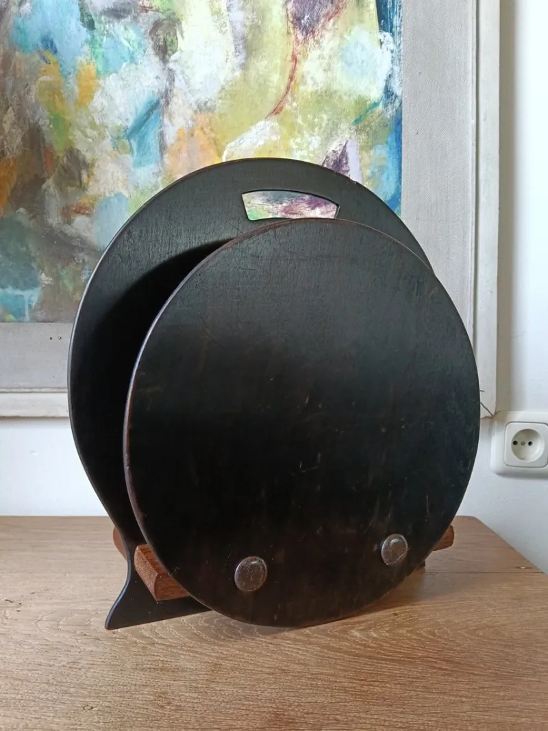 Sale Pamono Modernist Magazine Rack, 1920s