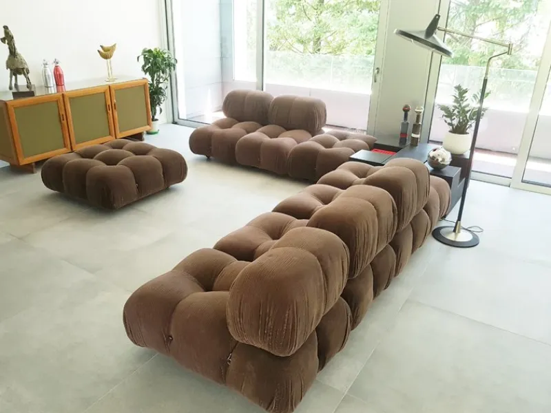 Pamono Modular Camaleonda Armchairs and Ottoman in Brown Corduroy by Mario Bellini for C&b Italia, 1970s, Set of 8> Living Room Sets
