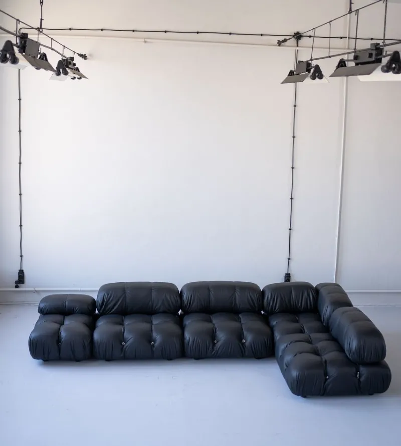 Pamono Modular Cameleonda Sofa in Black Leather by Mario Bellini for B&B Italia, 1970s, Set of 8> Living Room Sets