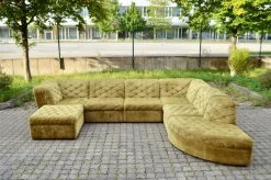 Pamono Modular Sofa in Olive Green Velvet by Laauser, 1970s, Set of 7> Couches & Sofas