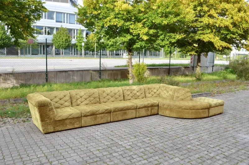 Pamono Modular Sofa in Olive Green Velvet by Laauser, 1970s, Set of 7> Couches & Sofas