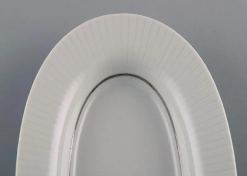 Pamono Modulation Salt Shaker & Dish in Porcelain by Tapio Wirkkala for Rosenthal, Set of 2> Salt & Pepper Shakers