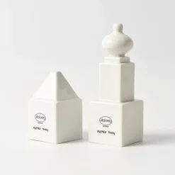 Pamono Monumenti Salt and Pepper Shakers by Matteo Thun for Arzberg, 1980s, Set of 2><noscript><img width=
