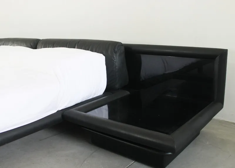 Pamono Morna Bed with Nightstands by Tobia and Afra Scarpa for Molteni, 1972> Beds & Bedroom Sets