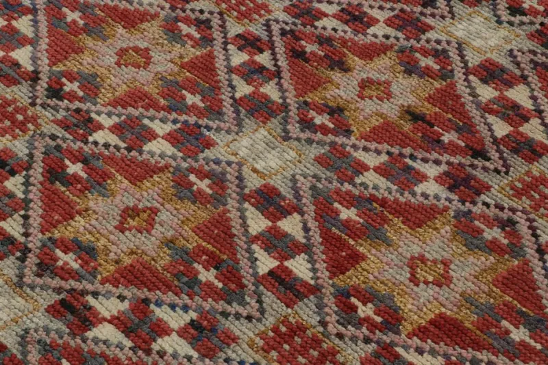 Online Pamono Moroccan Rug with Berber Geometric Patterns from R&K Principal Jahanshah Nazmiyal