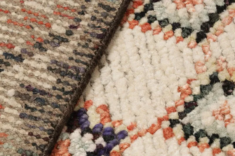 Pamono Moroccan Style Rug from R&K Principal Jahanshah Nazmiyal> Carpets & Textiles|Carpets & Textiles