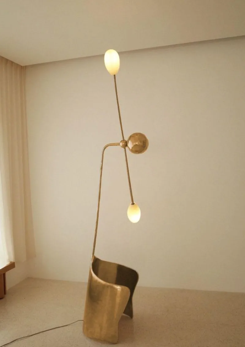 Pamono Moulin Floor Lamp in Brass and Hand-Blown Glass by Atelier Ellery> Floor Lamps